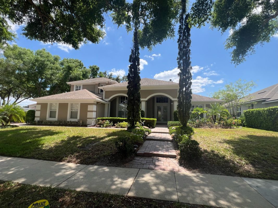 Foto principal - 7904 Westminster Abbey Blvd