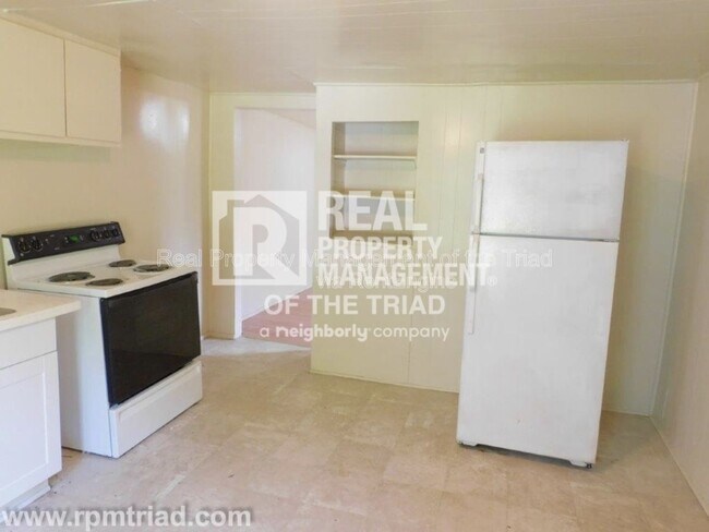 Foto del edificio - 919 B Asheboro St