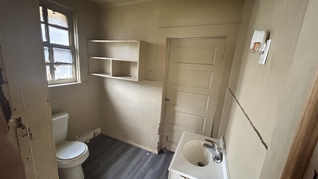 Photo - 1855 Carolina St House