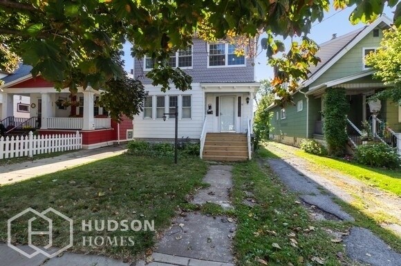 Building Photo - NOW AVAILABLE! - 27 ATHOL ST Unit 1, Buffa...