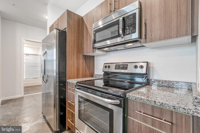 Building Photo - 4800 Brown St