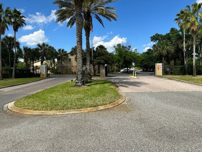 Foto del edificio - 9801 Turf Way