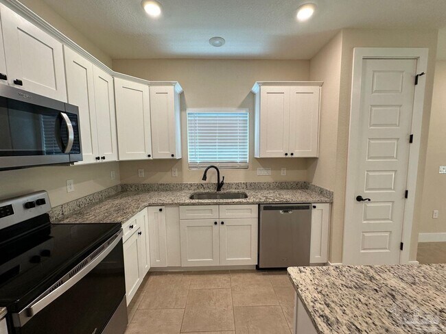 Building Photo - 5091 San Pedro Ct