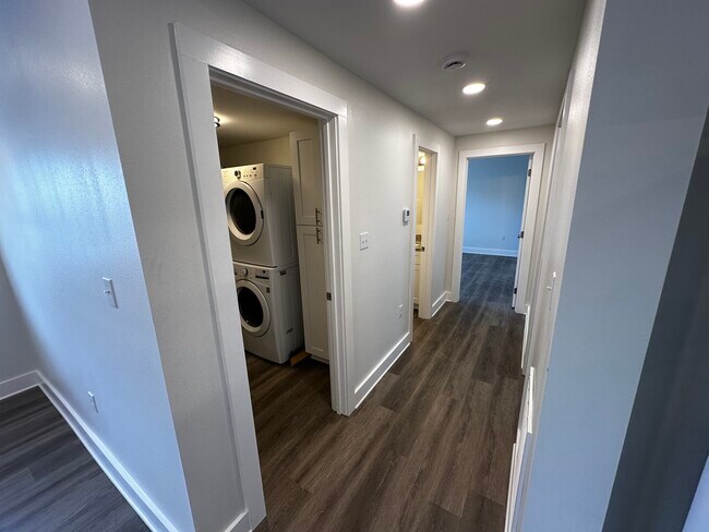Hall & Laundry Room - 3300 Nashville Ave