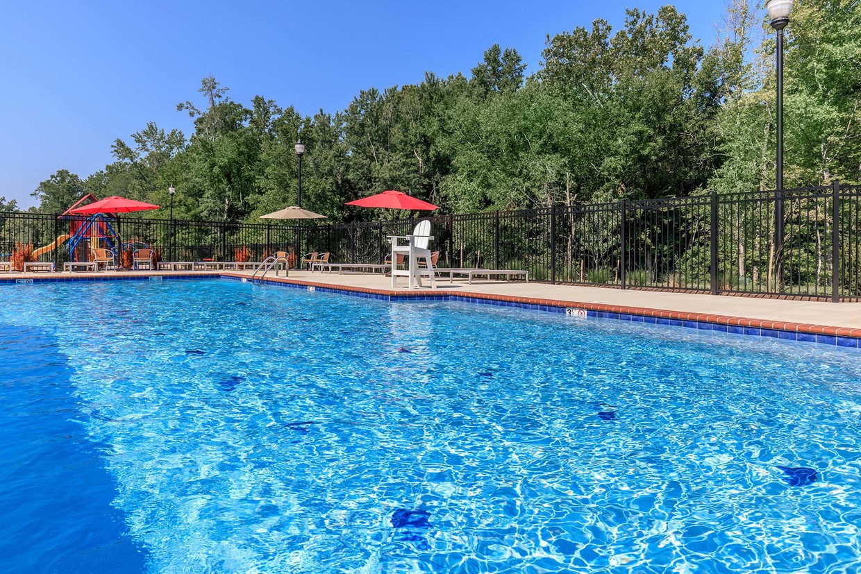 Piscina - The Hamptons at Leonardtown