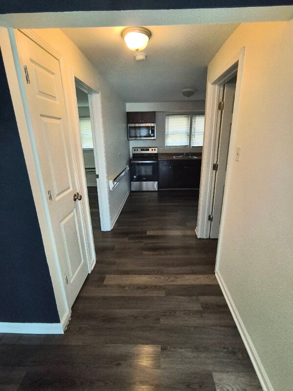 Foto principal - 7617 S Colfax Ave