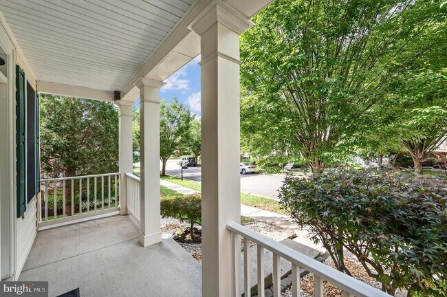 Building Photo - 10741 Jeb Stuart Ct