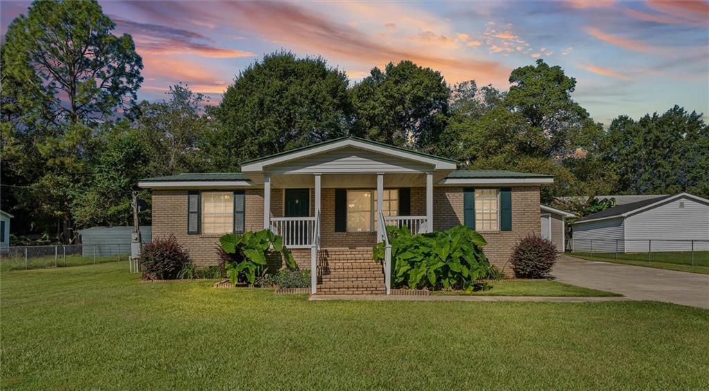 Foto principal - 3220 Odom Rd