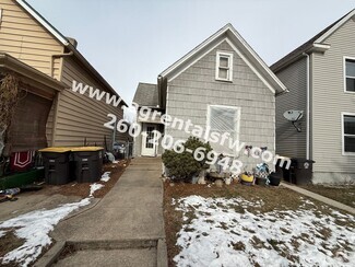 Building Photo - 610 3rd St