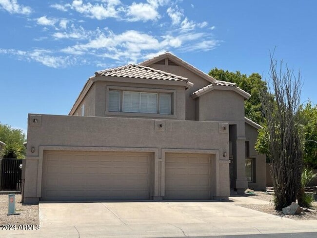 Building Photo - 445 W Pecan Pl