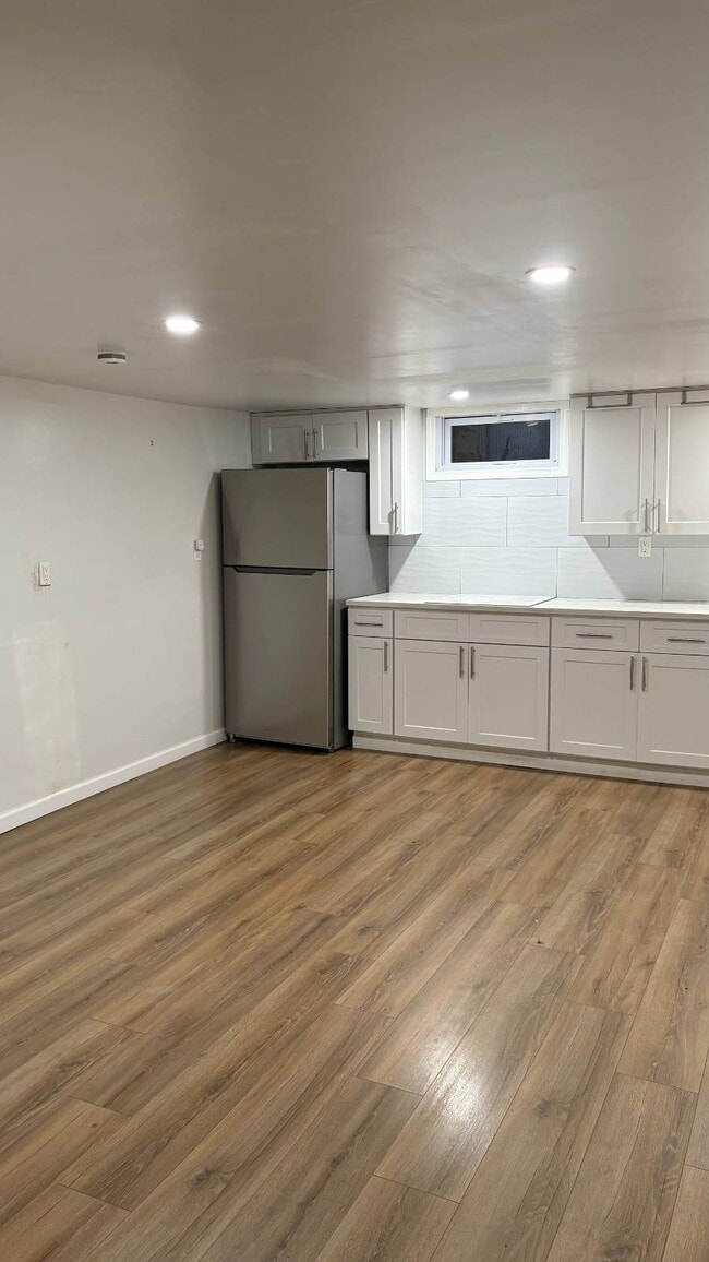 Building Photo - 28 McGaw Ave Building Photo - 28 McGaw Ave