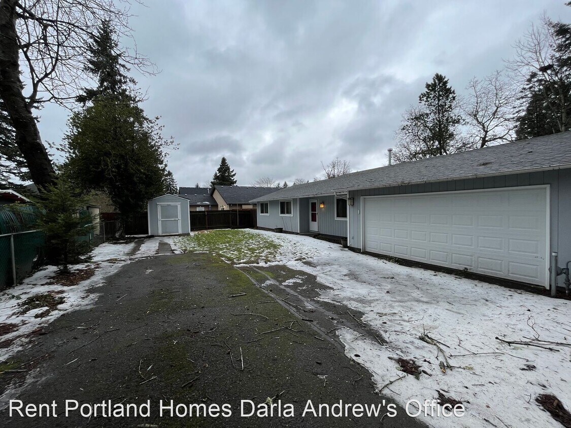 Primary Photo - 3 br, 2 bath House - 10823 NE Siskiyou St
