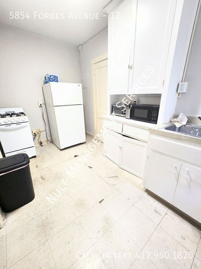 Photo - 5854 Forbes Ave Apartment