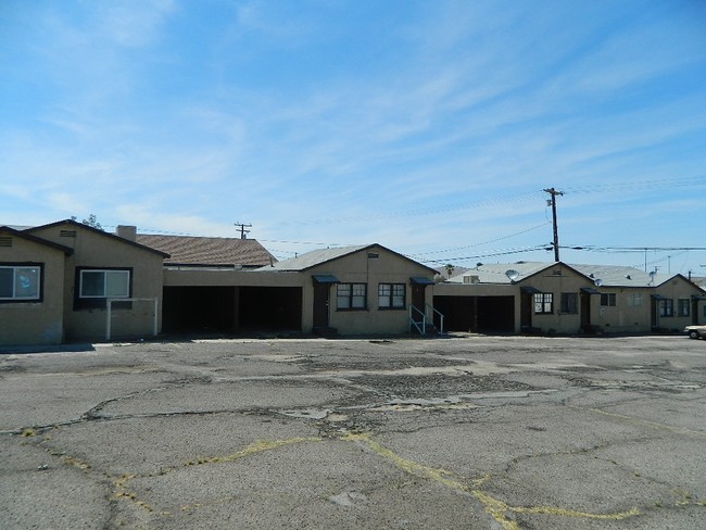 Building Photo - 1101 W Main St