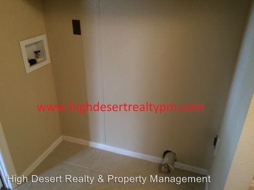 Building Photo - 825 E Ottley Ave