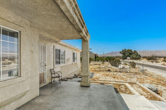 Building Photo - 16561 Nancy Dr