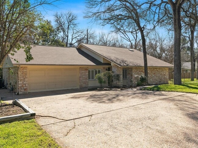 Building Photo - 11601 Eubank Dr
