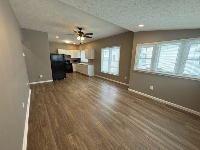 Foto del edificio - 603 N Columbia St