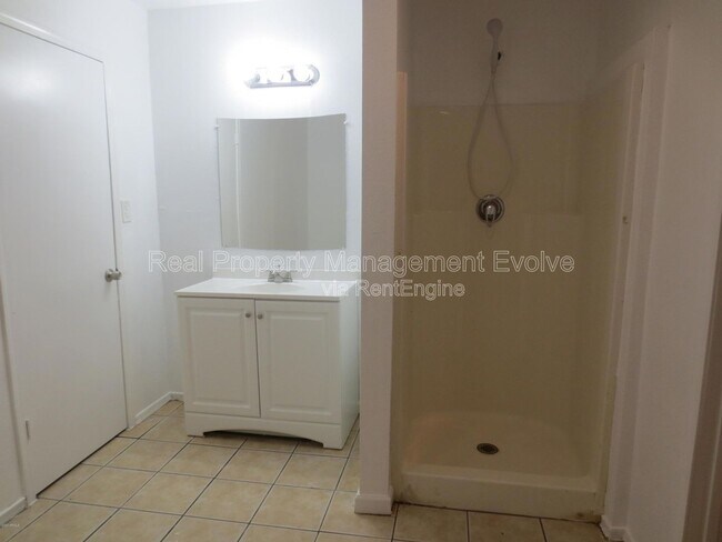 Foto del edificio - 2950 E Mobile Ln