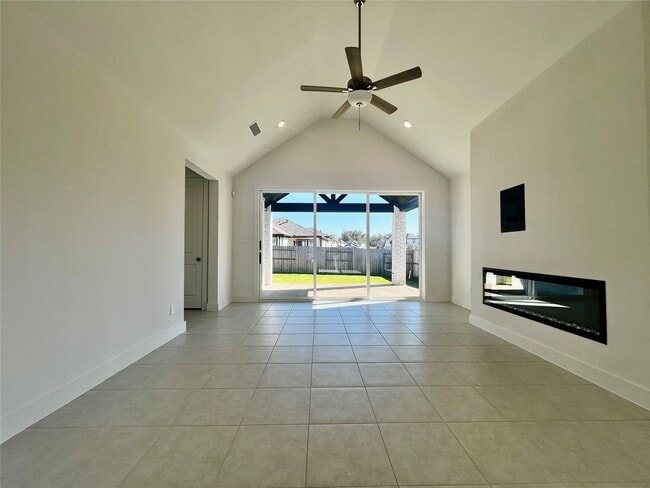 Foto del edificio - 10602 Blossom River Dr