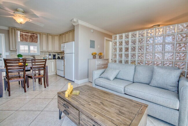 Foto del edificio - 27954 Hickory Blvd