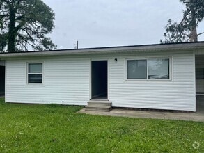 Building Photo - 120 Emerite Dr