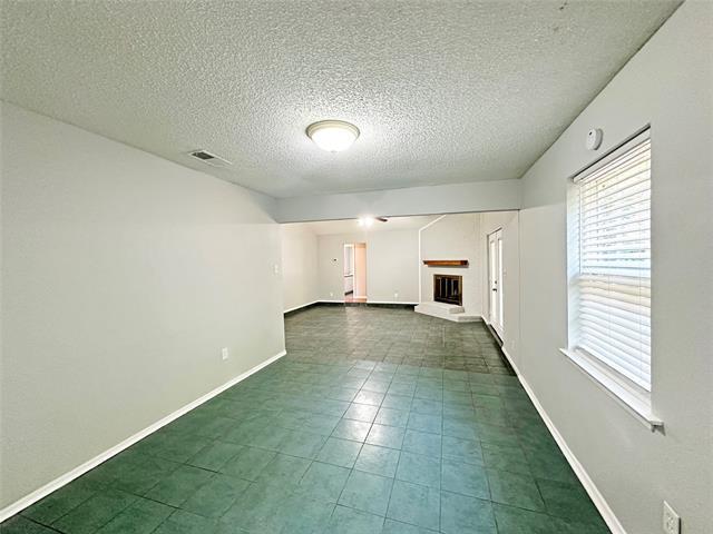 Foto del edificio - 3404 Elgenwood Trail
