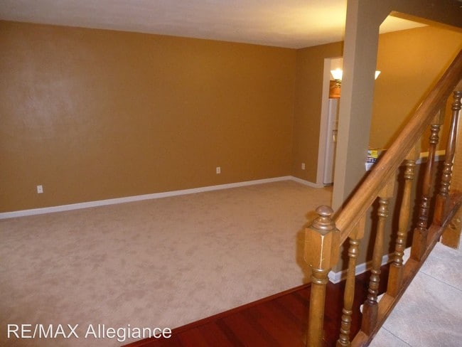 Building Photo - 3 br, 2.5 bath House - 4427 RIVERMILL COURT