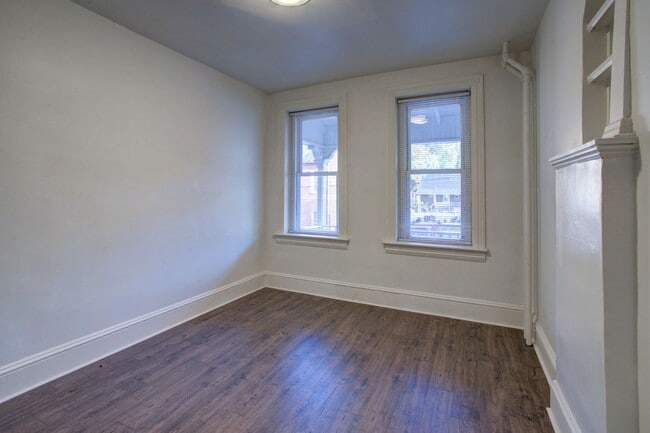 Building Photo - 649 St Joseph St