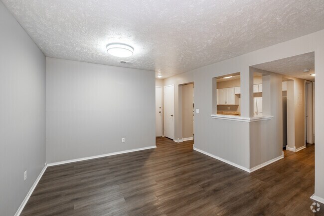1 dormitorio, 1 baño - 800 pies cuadrados - Comedor - Cedar Heights