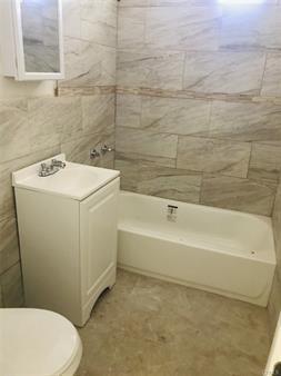 Foto del edificio - 3530 E 60th Pl