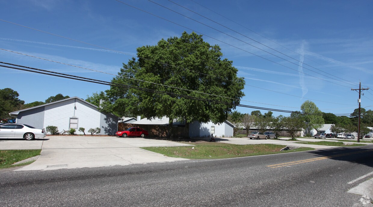 Primary Photo - 5134 Ricker Rd