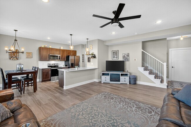 Building Photo - 1504 Mulberry St