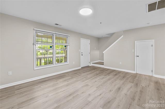 Foto del edificio - 2114 Augusta St