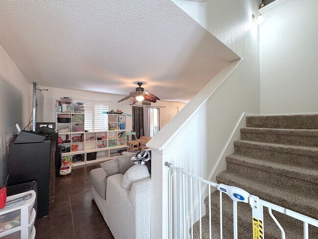 Foto del edificio - East El Paso 4 bed Refrig A/C w/Gorgeous L...