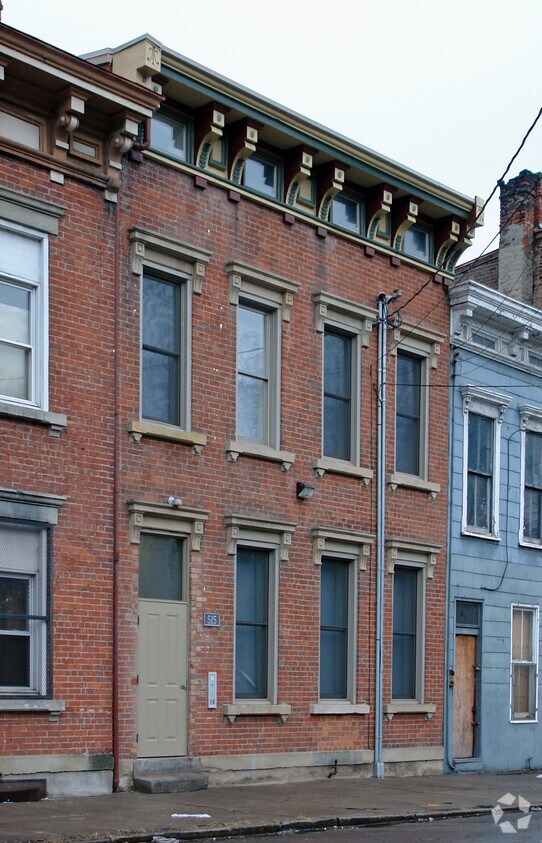 Primary Photo - 515 W McMicken Ave