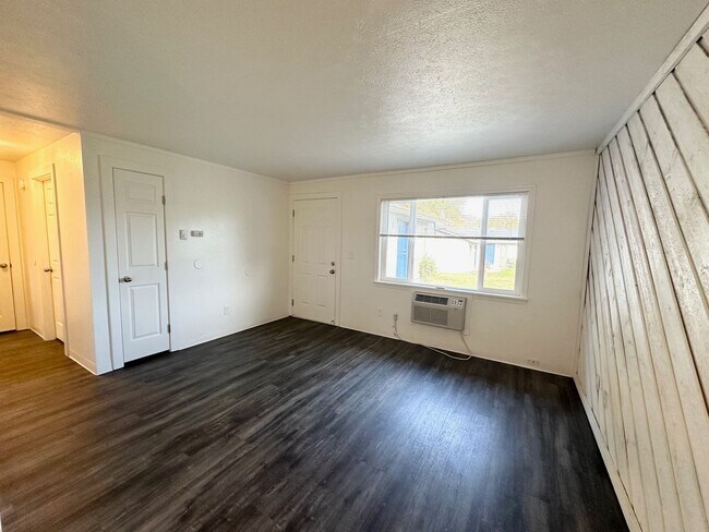 Foto del edificio - 207 N Indiana Ave