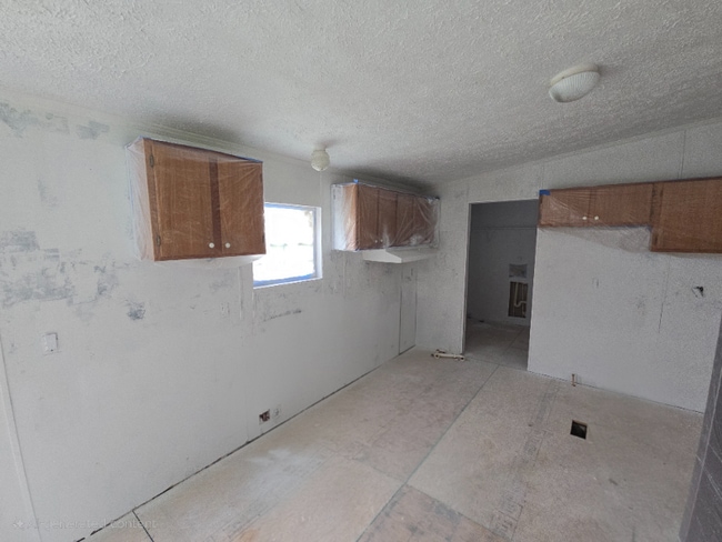 Building Photo - 1528 Greenpack Pkwy
