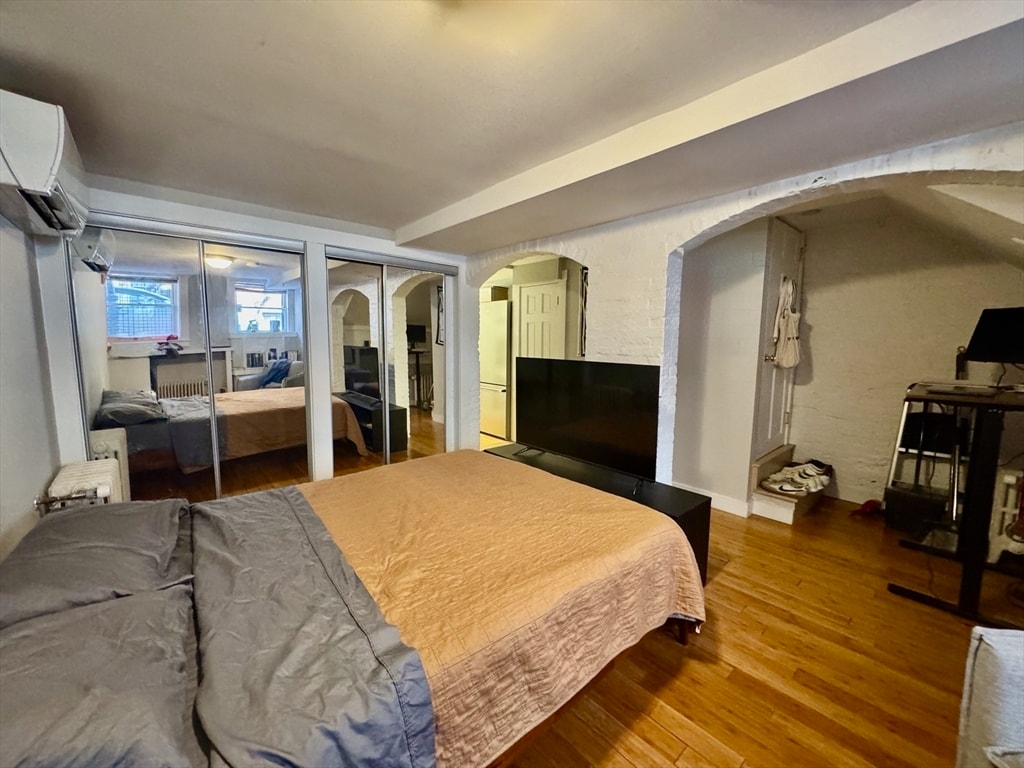 Primary Photo - 55 West Cedar St