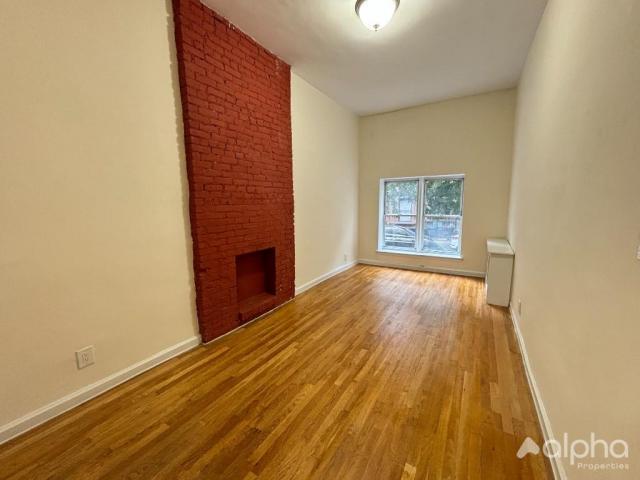 Primary Photo - 0 bedroom in NEW YORK NY 10028