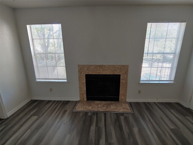 Foto del edificio - 9700 Leawood Blvd