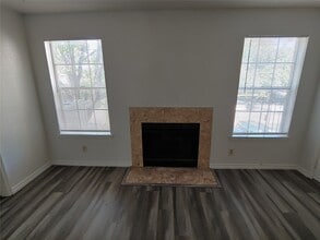 Building Photo - 9700 Leawood Blvd