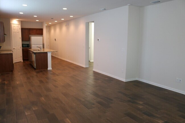 Foto del edificio - 212 Meadow Crossing Dr