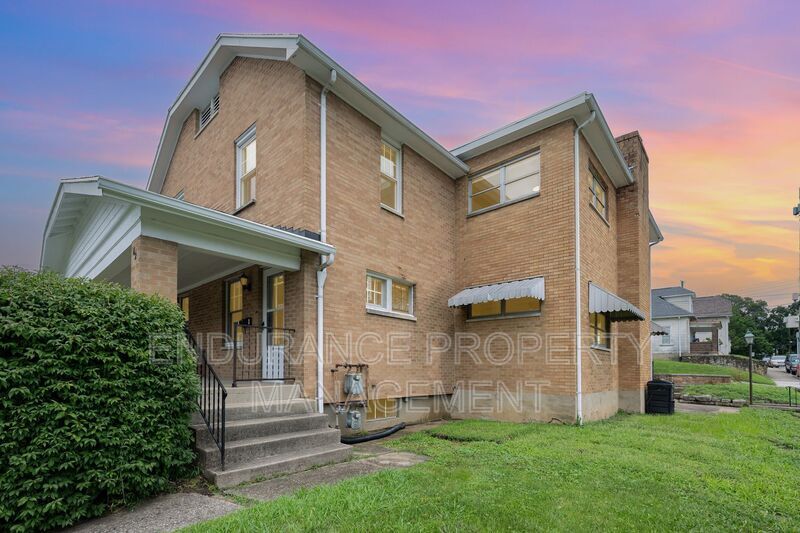 Foto principal - 62 Indiana Ave
