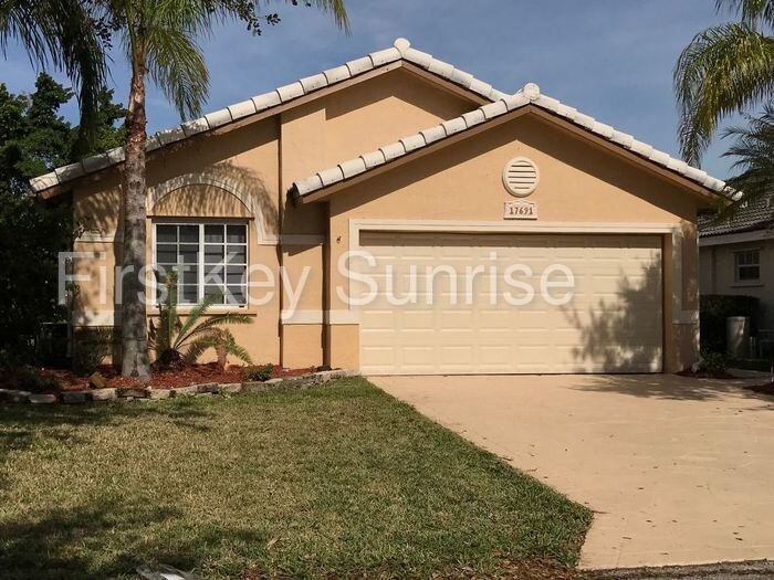 Primary Photo - 17691 SW 4th Ct