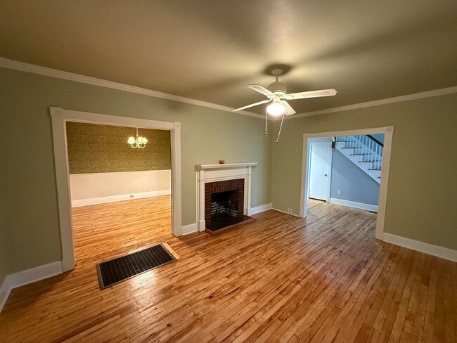 Foto del edificio - Single-Family Home with Fenced Yard in Cambridge, MD