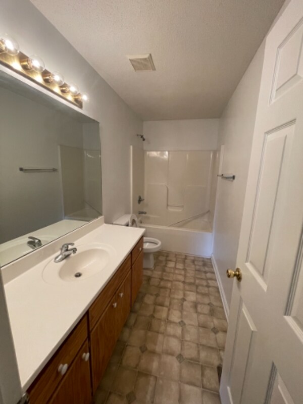 Building Photo - 317 Caswell St