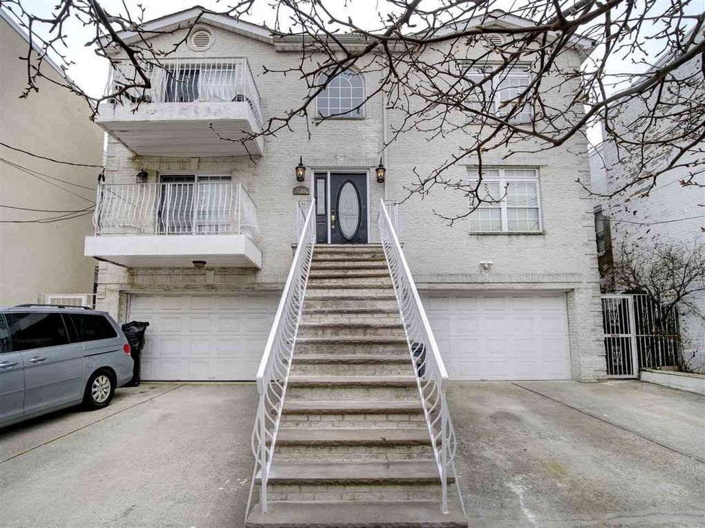 Foto principal - 4700 Grand Ave