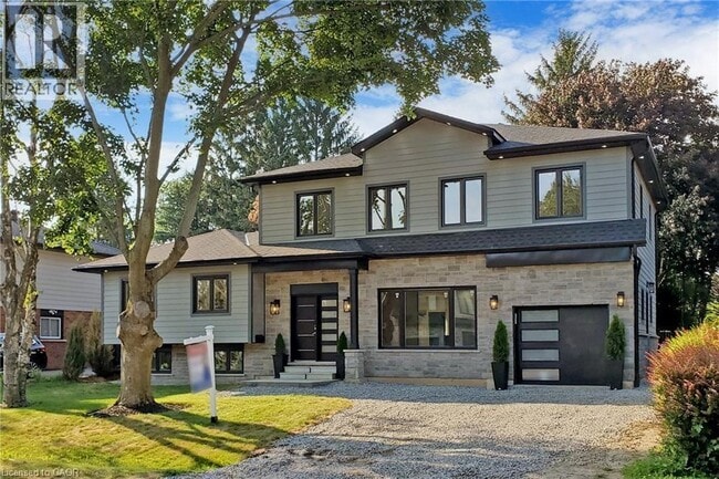 Photo du bâtiment - 471 Annalee Dr