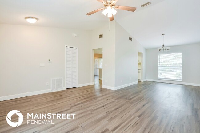 Building Photo - 220 Odham Dr